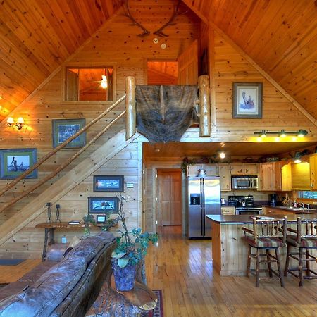 The View Sweeping Mountain Views Gas Fireplace Game Room Hot Tub Blue Ridge Bagian luar foto