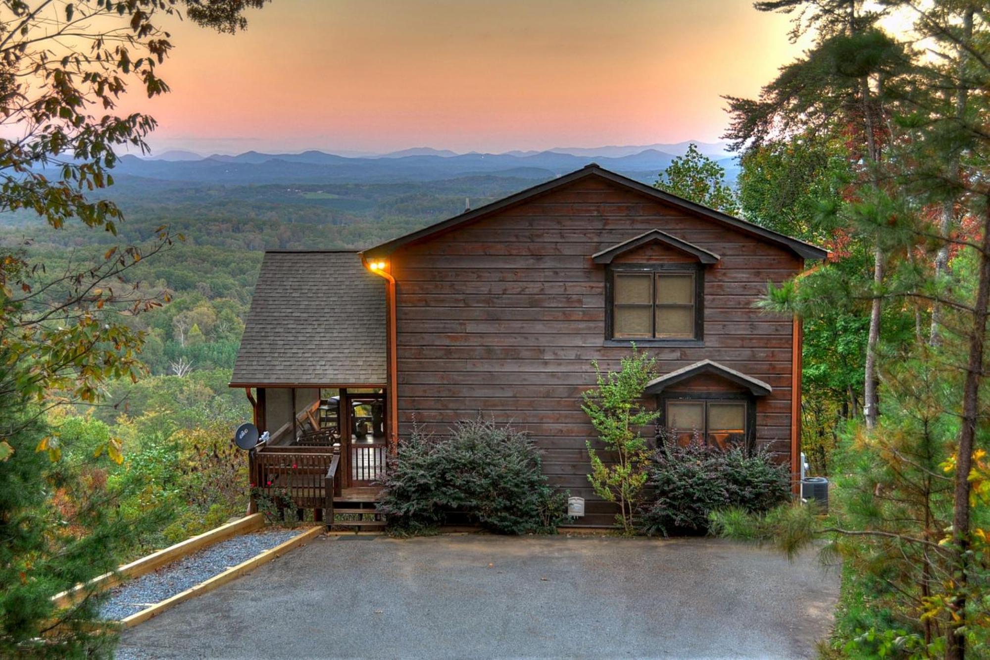 The View Sweeping Mountain Views Gas Fireplace Game Room Hot Tub Blue Ridge Bagian luar foto